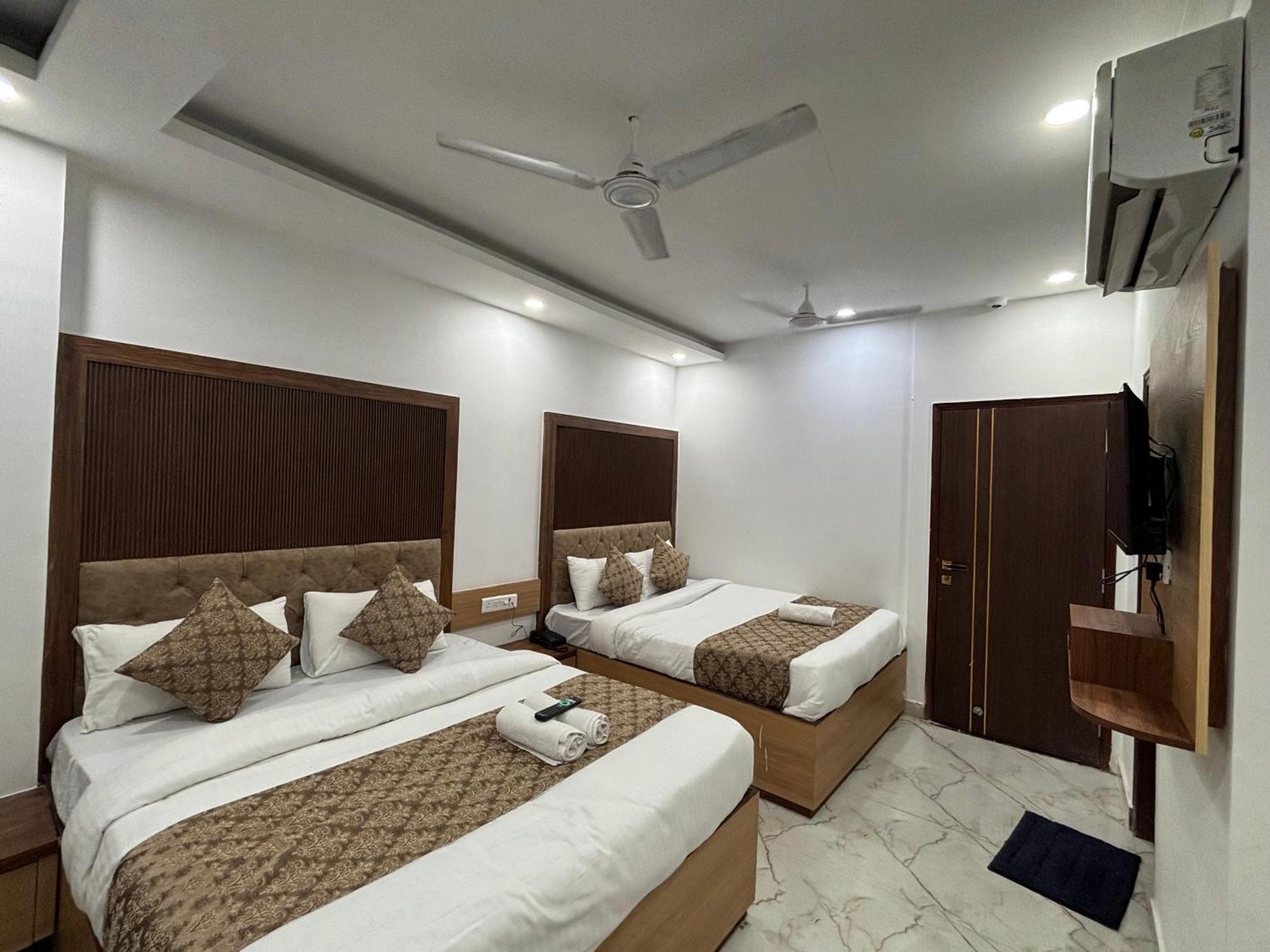 Sweet Guest House New Delhi Buitenkant foto