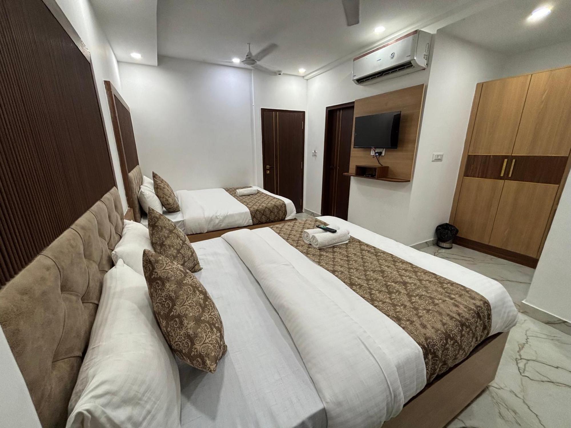 Sweet Guest House New Delhi Buitenkant foto